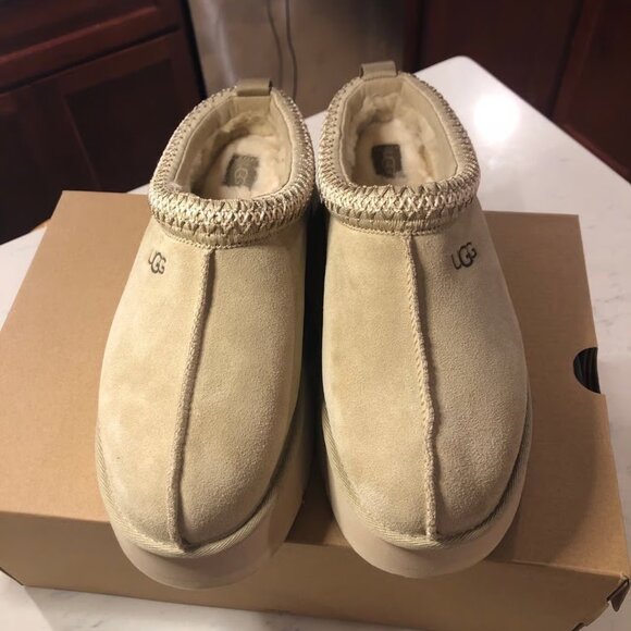 UGG Tazz Platform Slipper Sand - Picture 2 of 6
